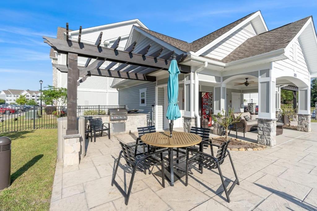 Viagem Perfect 1Br With Balcony Pool And Gym Lägenhet Myrtle Beach Exteriör bild